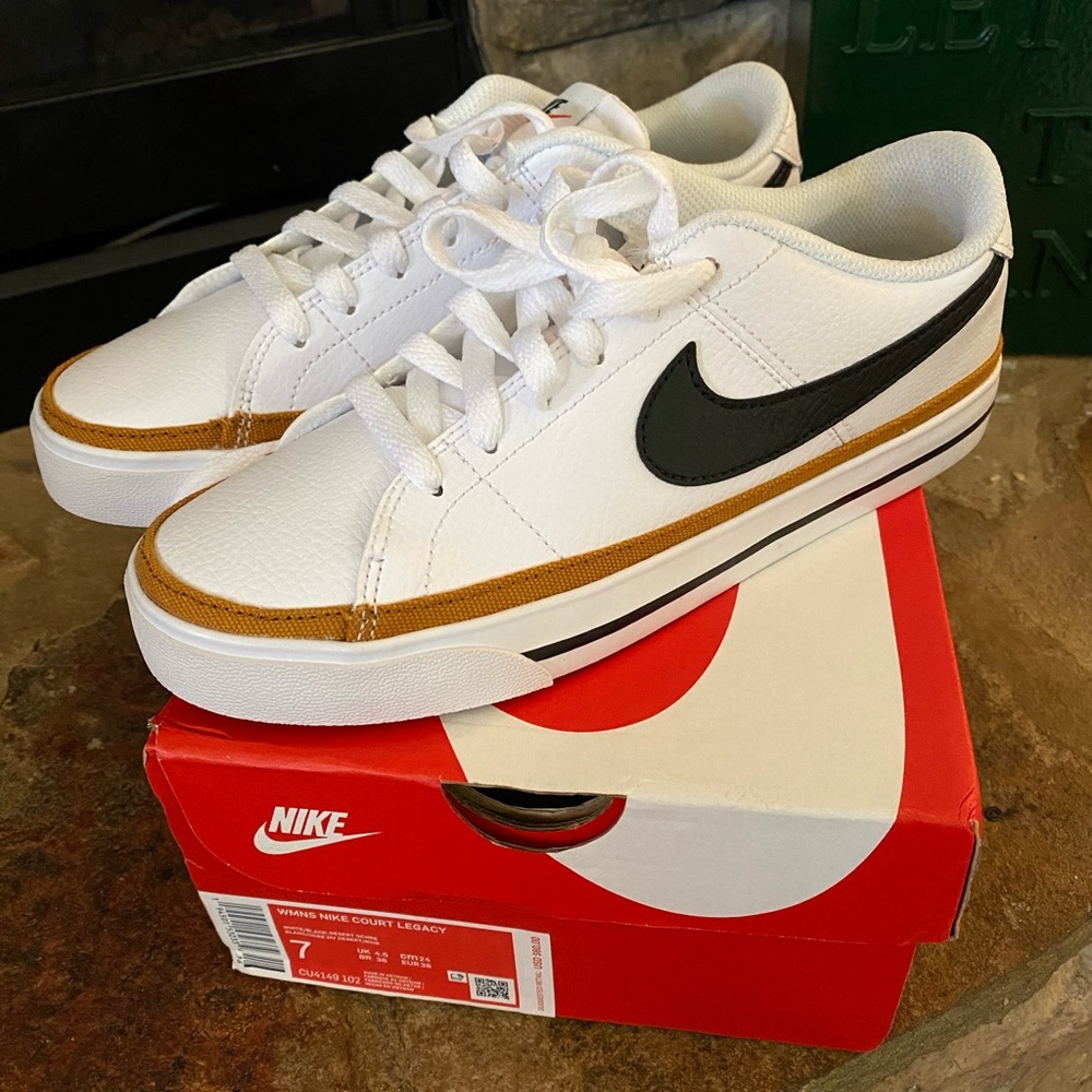 Nike Court Legacy Sneaker